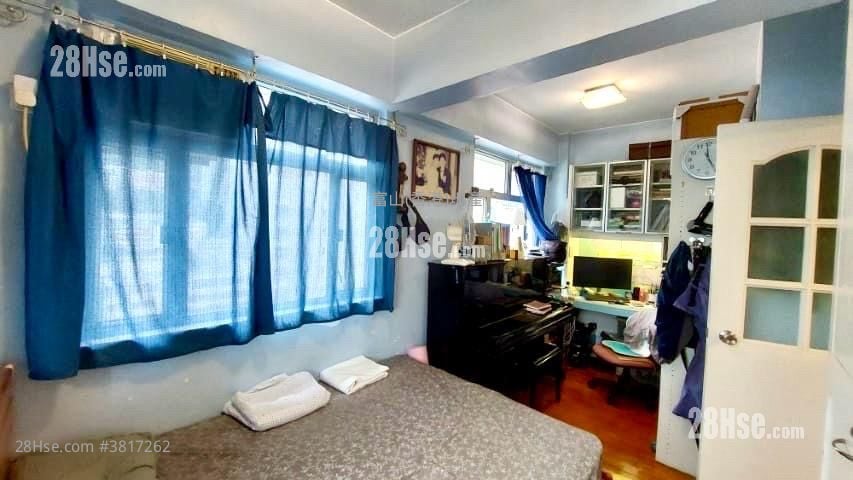 Peter's House Sell 1 Bedroom , 1 Bathroom 353 ft²