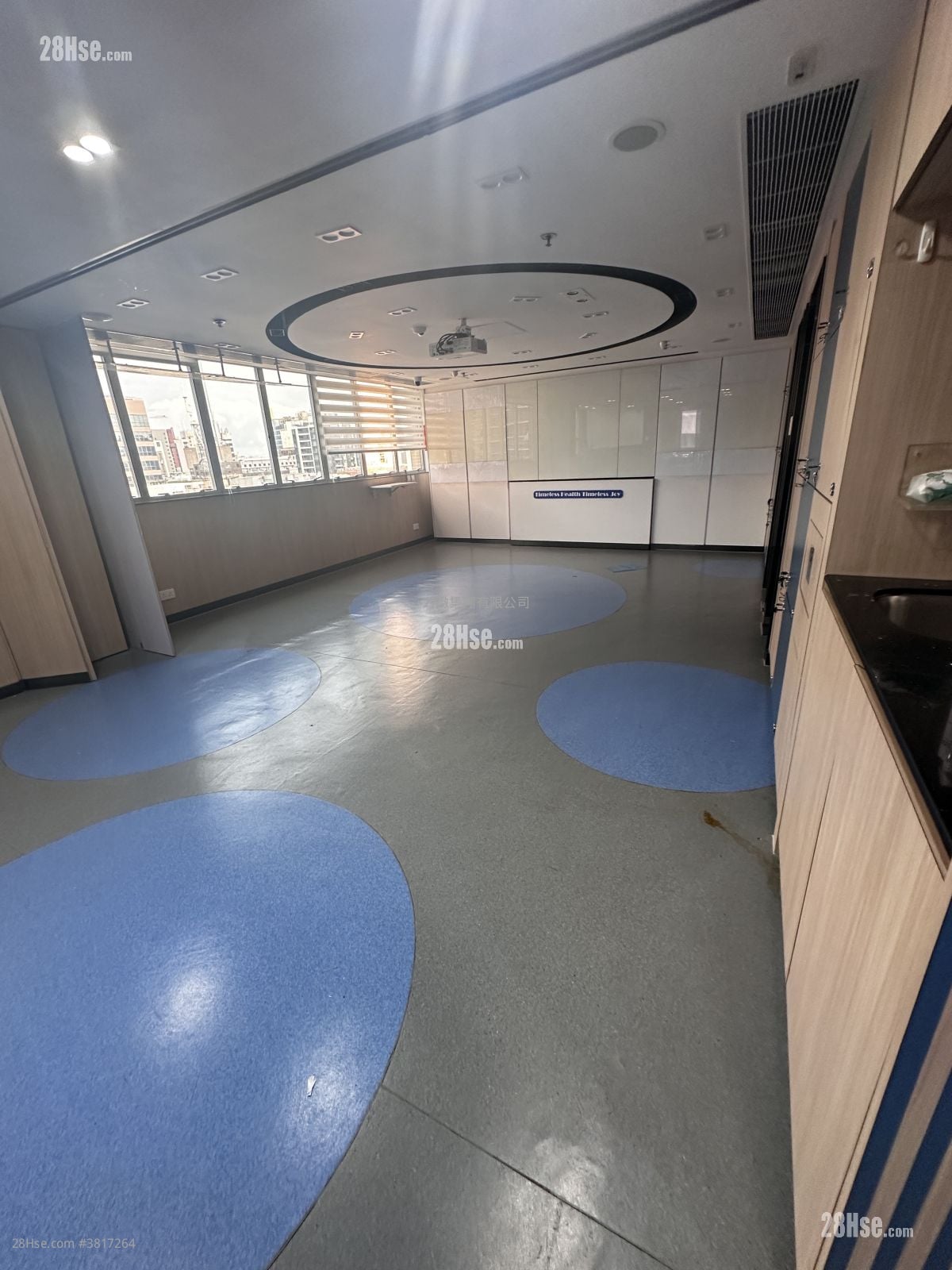 佐敦某商業大廈 租盤 3 房