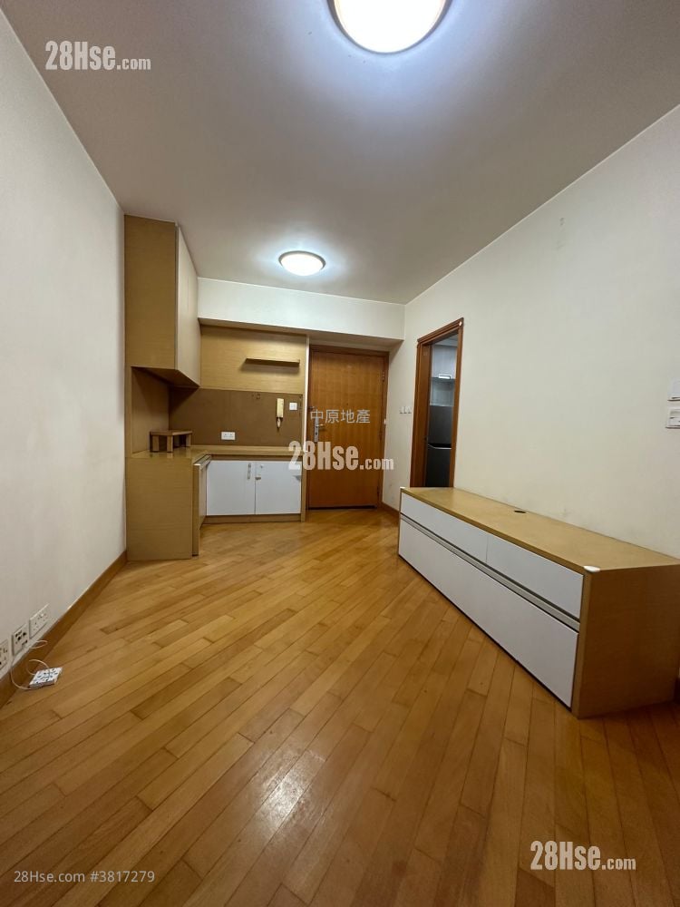 Yoho Town 售盘 2 房 , 1 浴室 423 平方尺