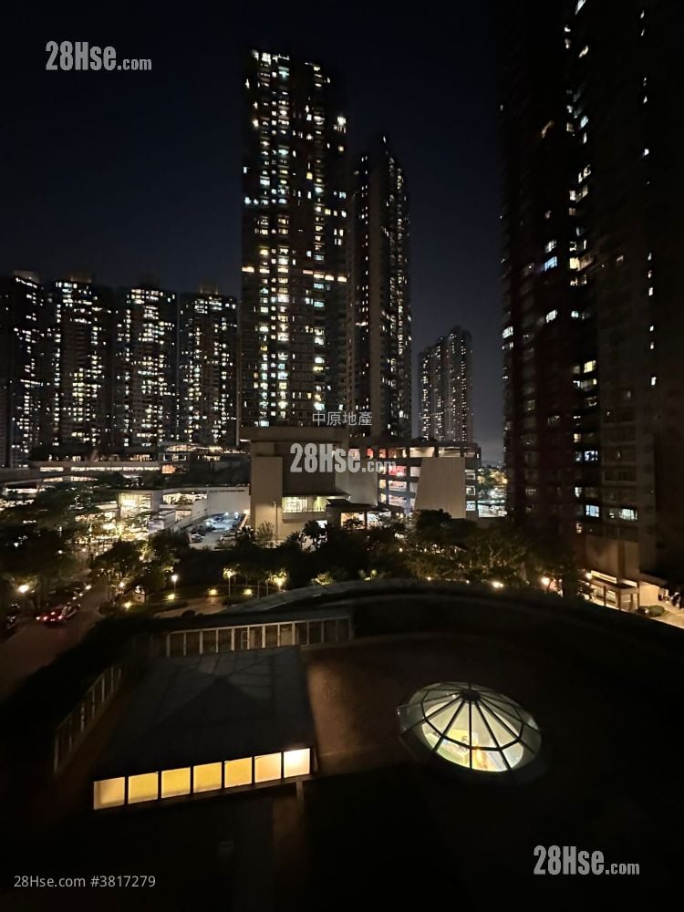 Yoho Town 售盘 2 房 , 1 浴室 423 平方尺