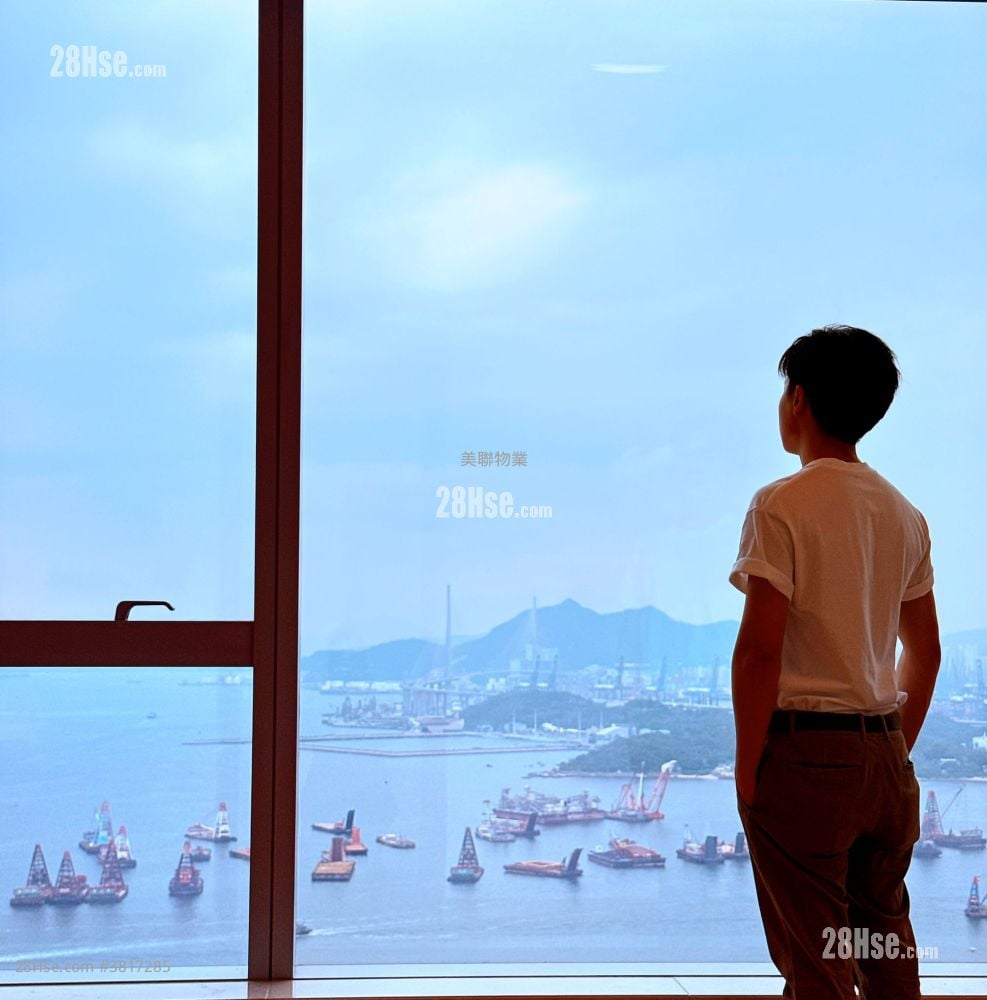 天玺 售盘 3 房 875 平方尺