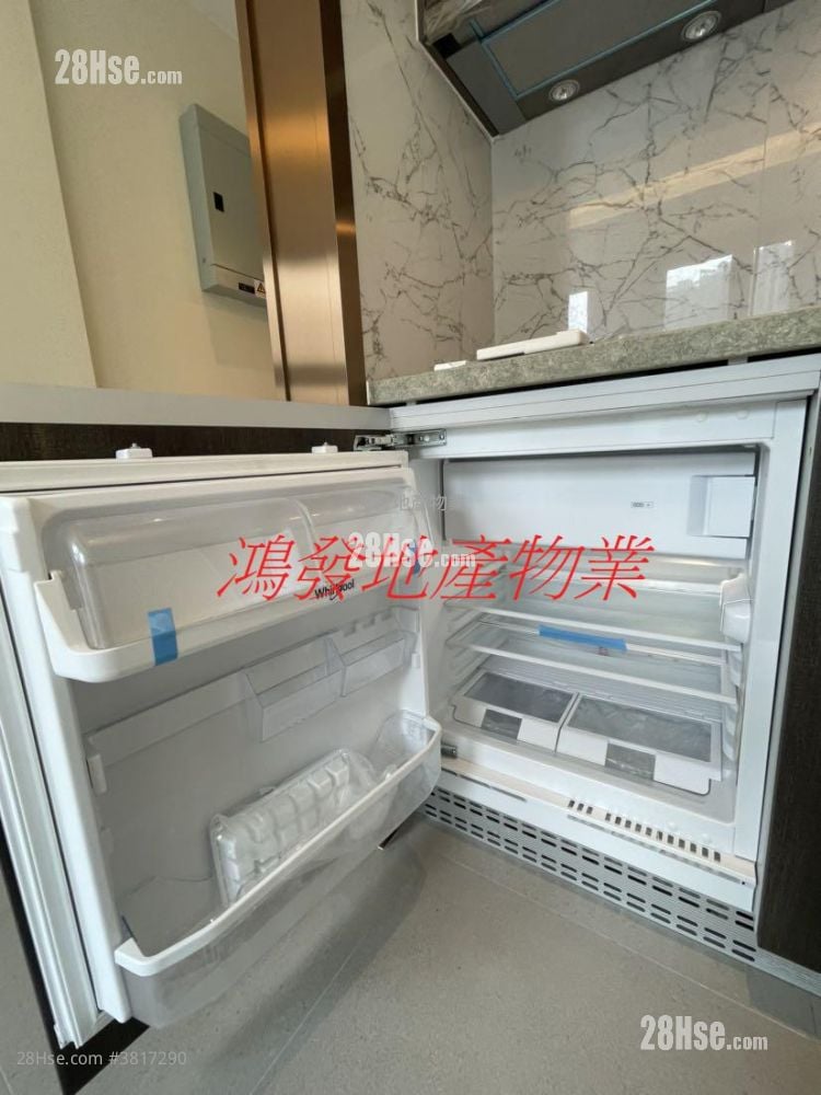 AVA228 租盘 开放式间隔 , 1 浴室 151 平方尺