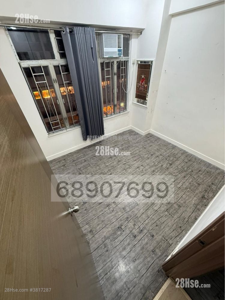 Bell House Rental 3 Bedrooms , 1 Bathroom 570 ft²