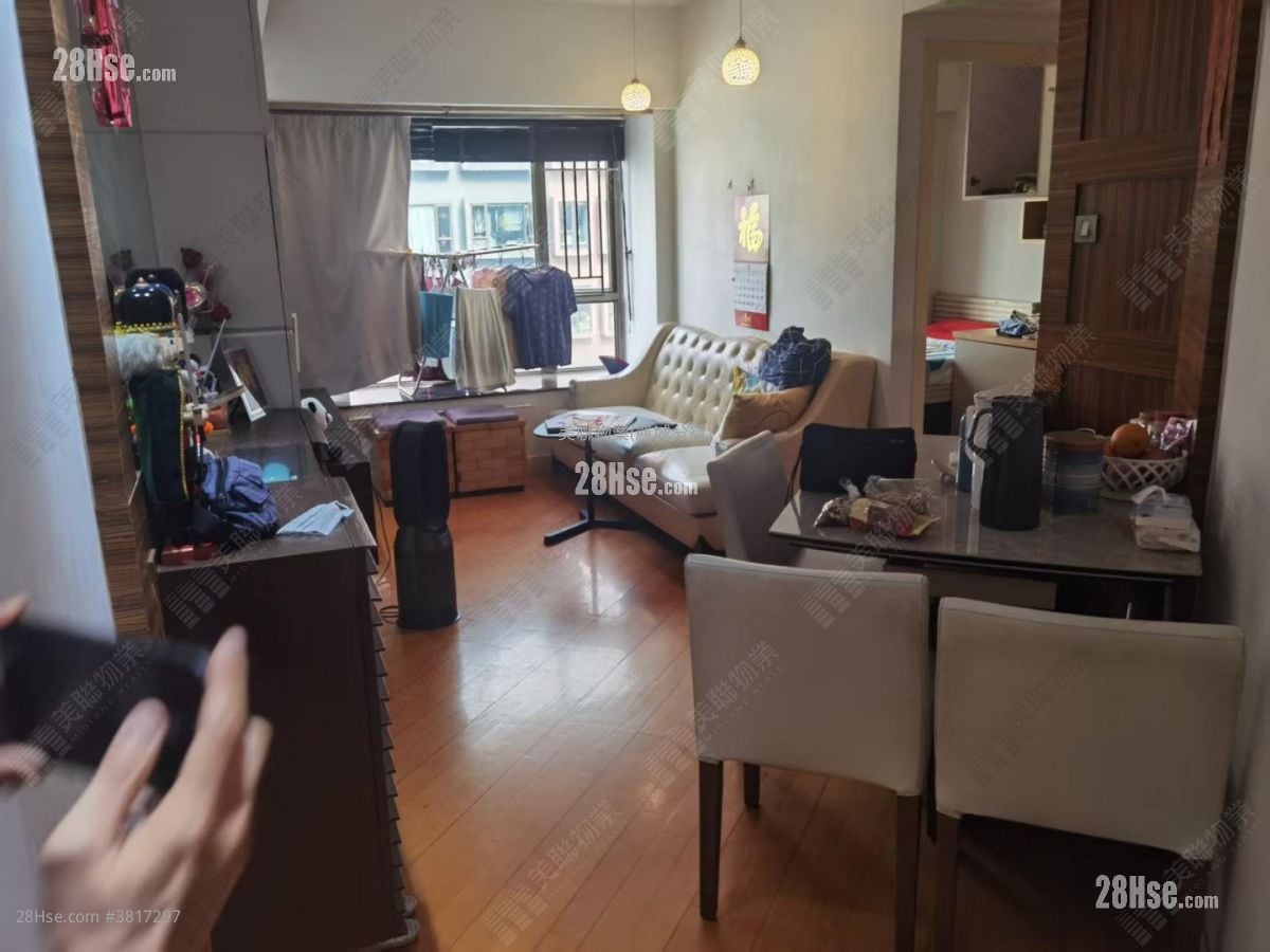 韵涛居 租盘 2 房 420 平方尺