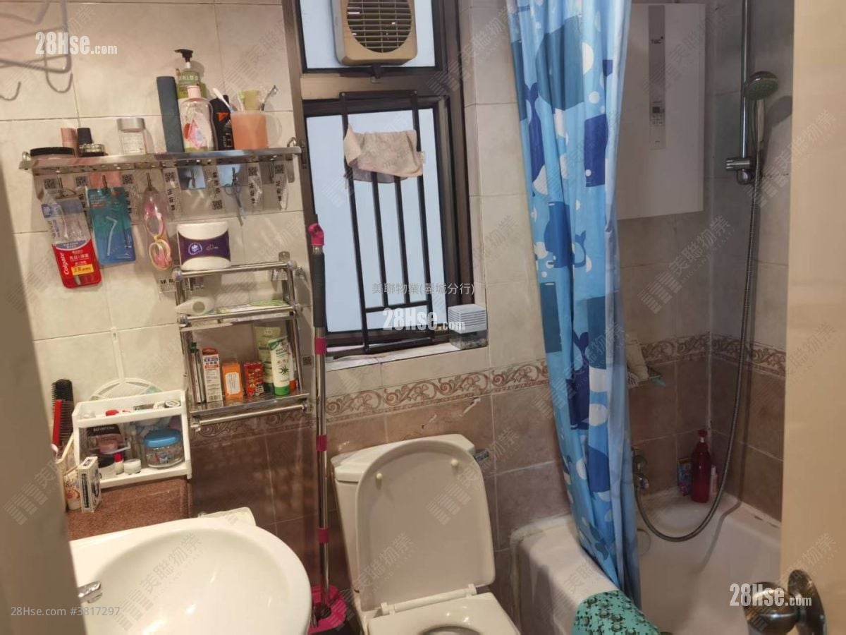 韵涛居 租盘 2 房 420 平方尺