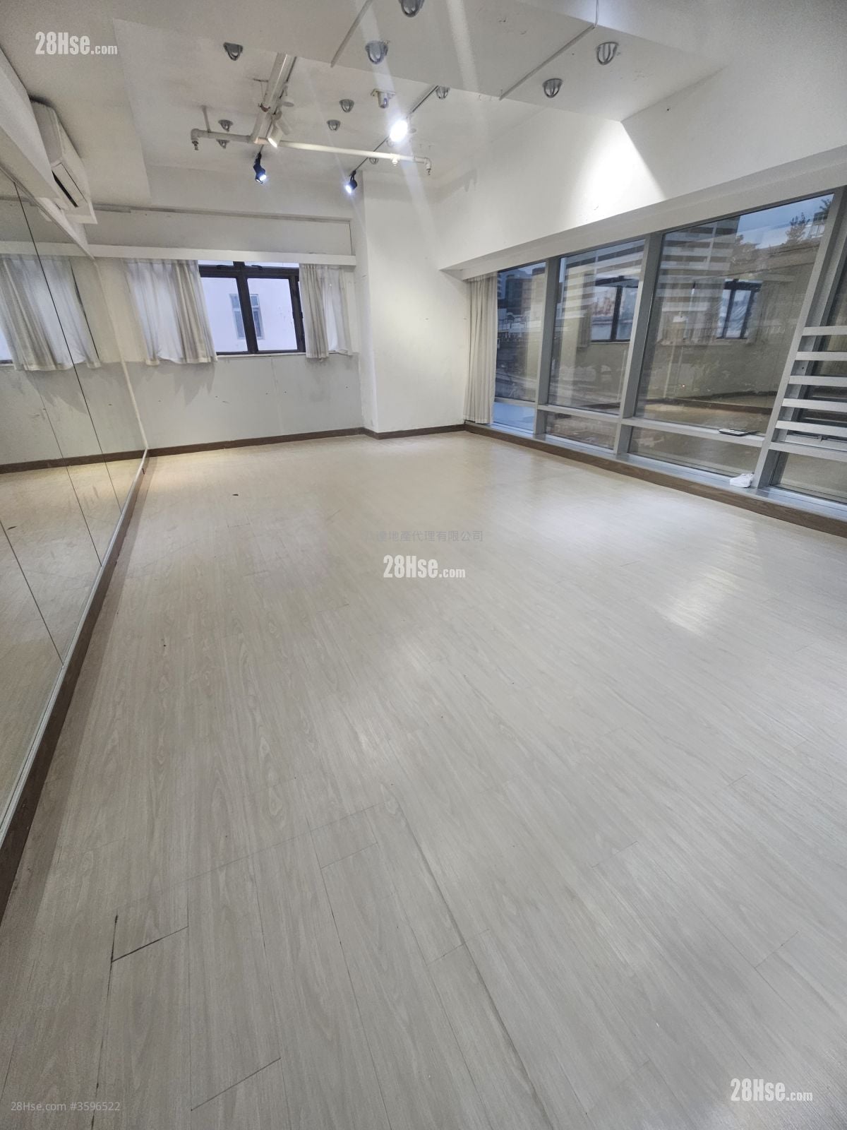 皆旺商业大厦 租盘 开放式间隔