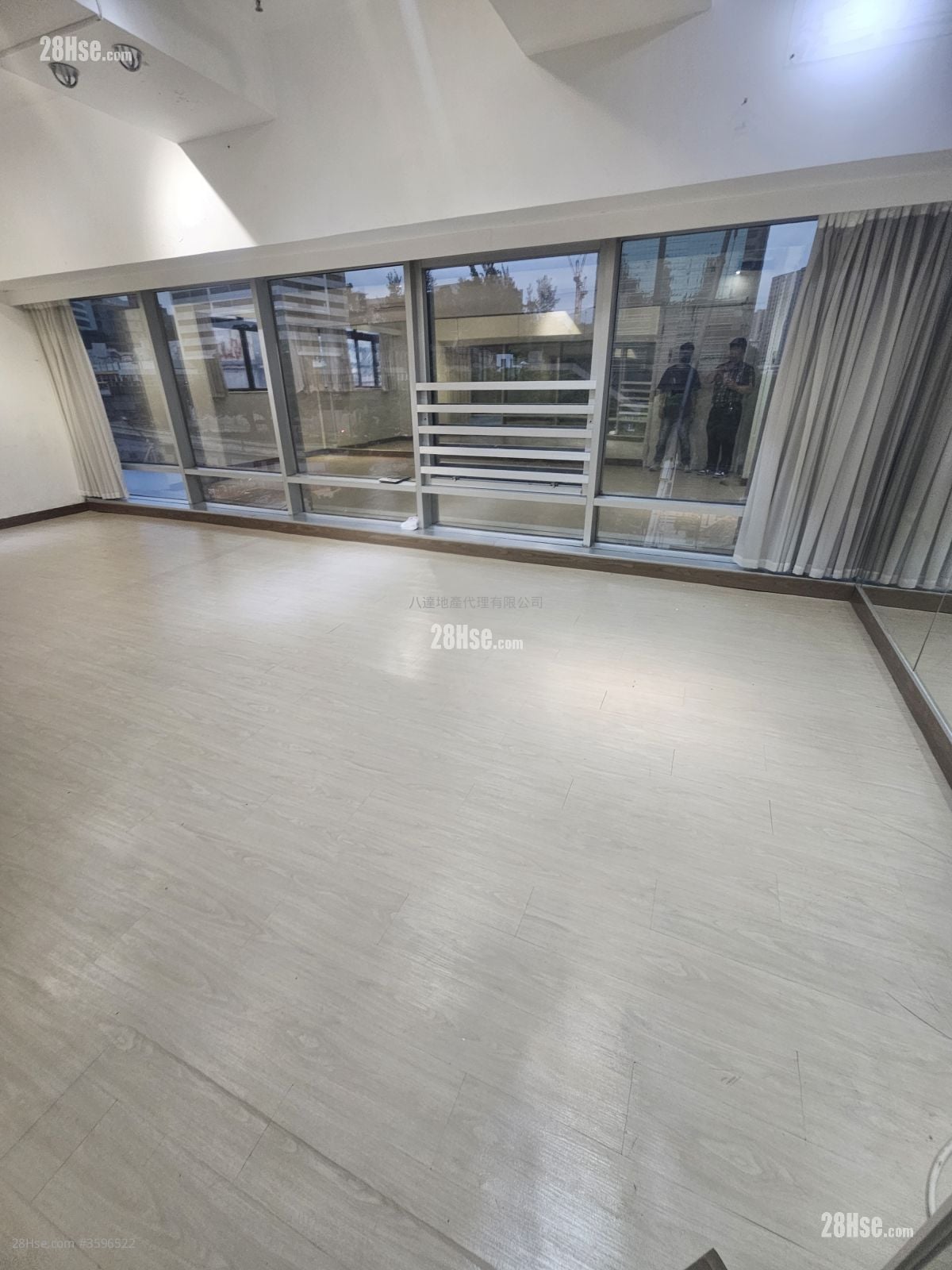 皆旺商业大厦 租盘 开放式间隔