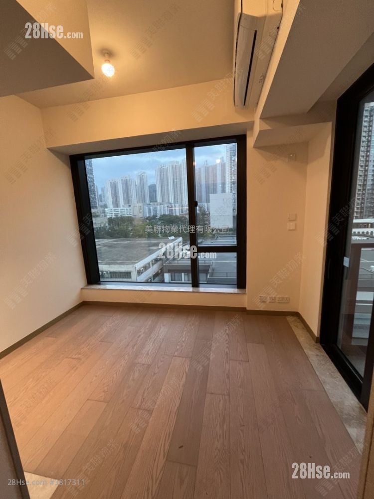 Montego Bay Sell 271 ft²