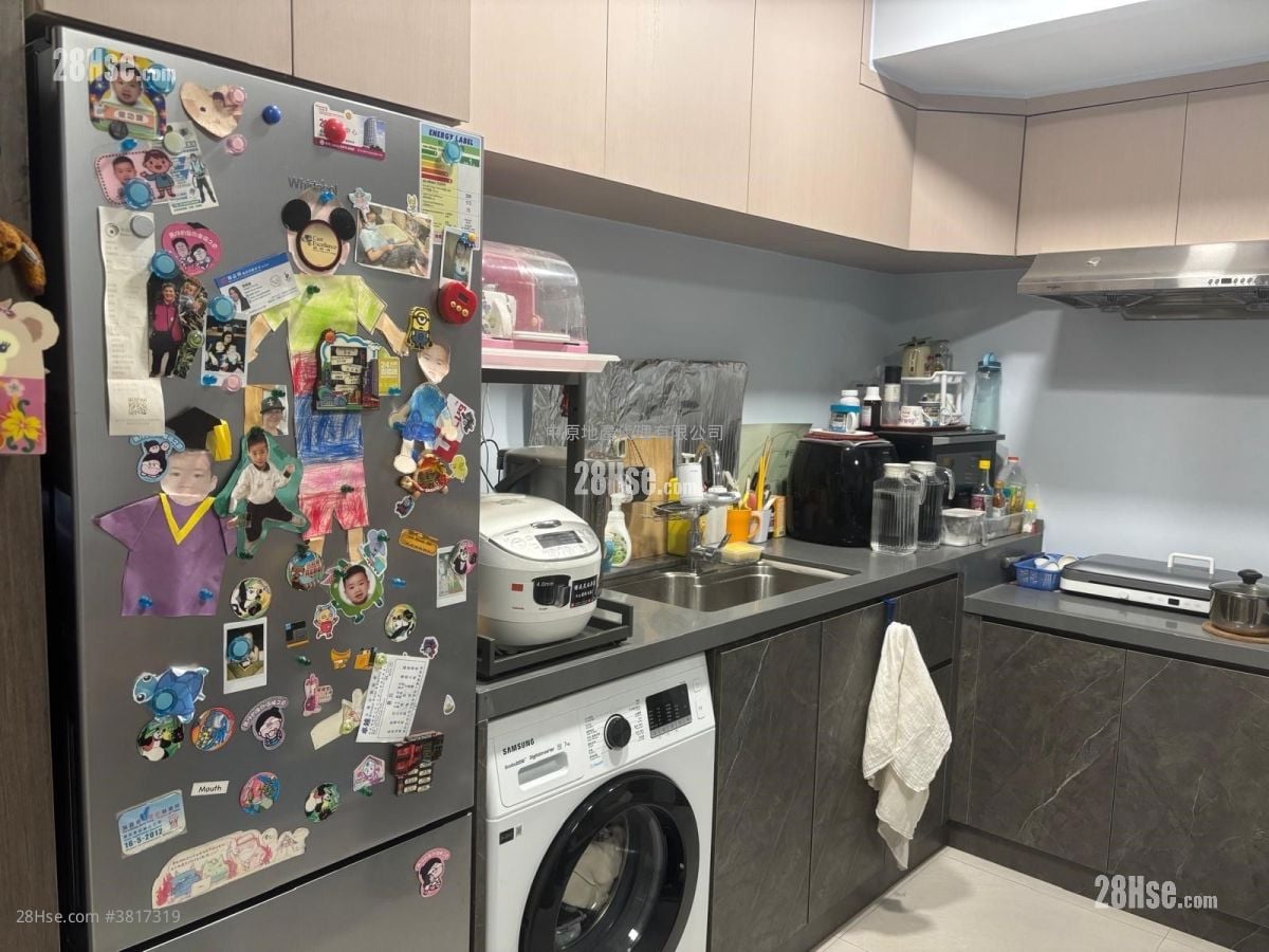 Cheong Yiu Building Sell 2 Bedrooms 381 ft²