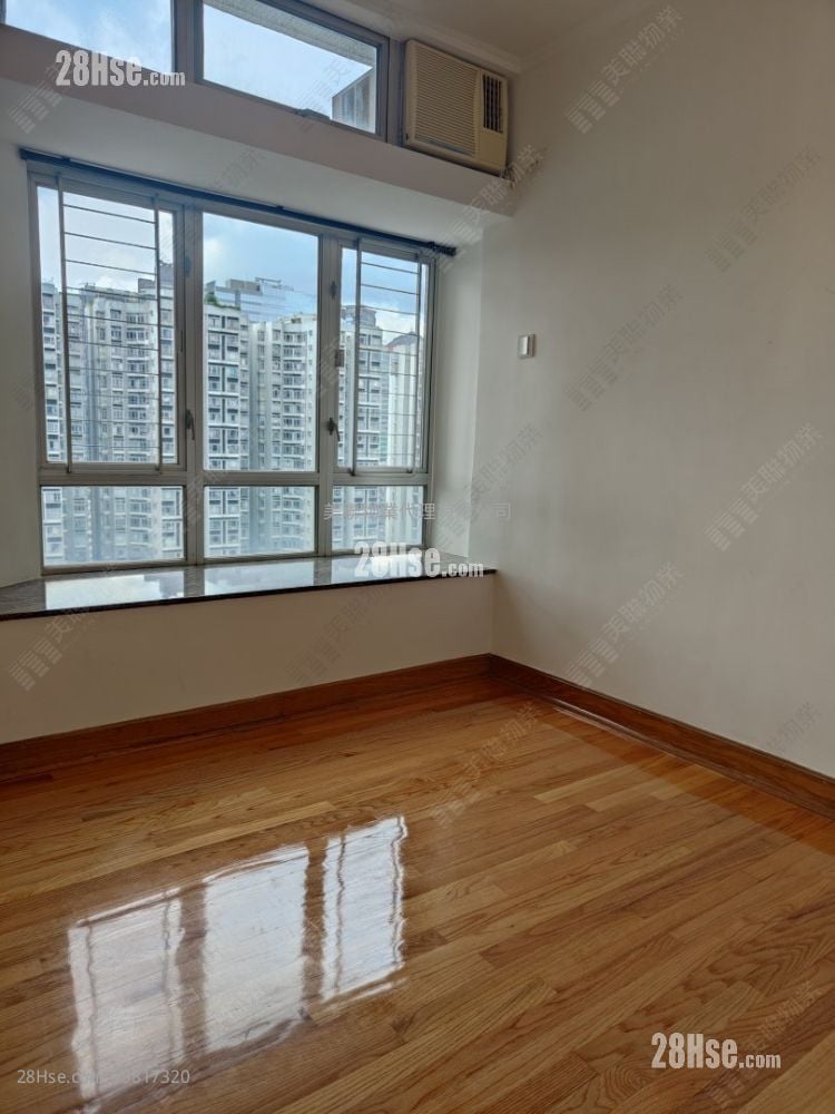 Laguna City Sell 2 Bedrooms 517 ft²