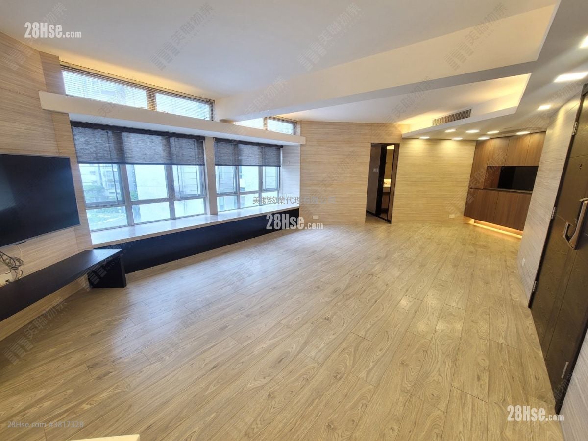 Laguna City Sell 5+ Bedrooms 687 ft²