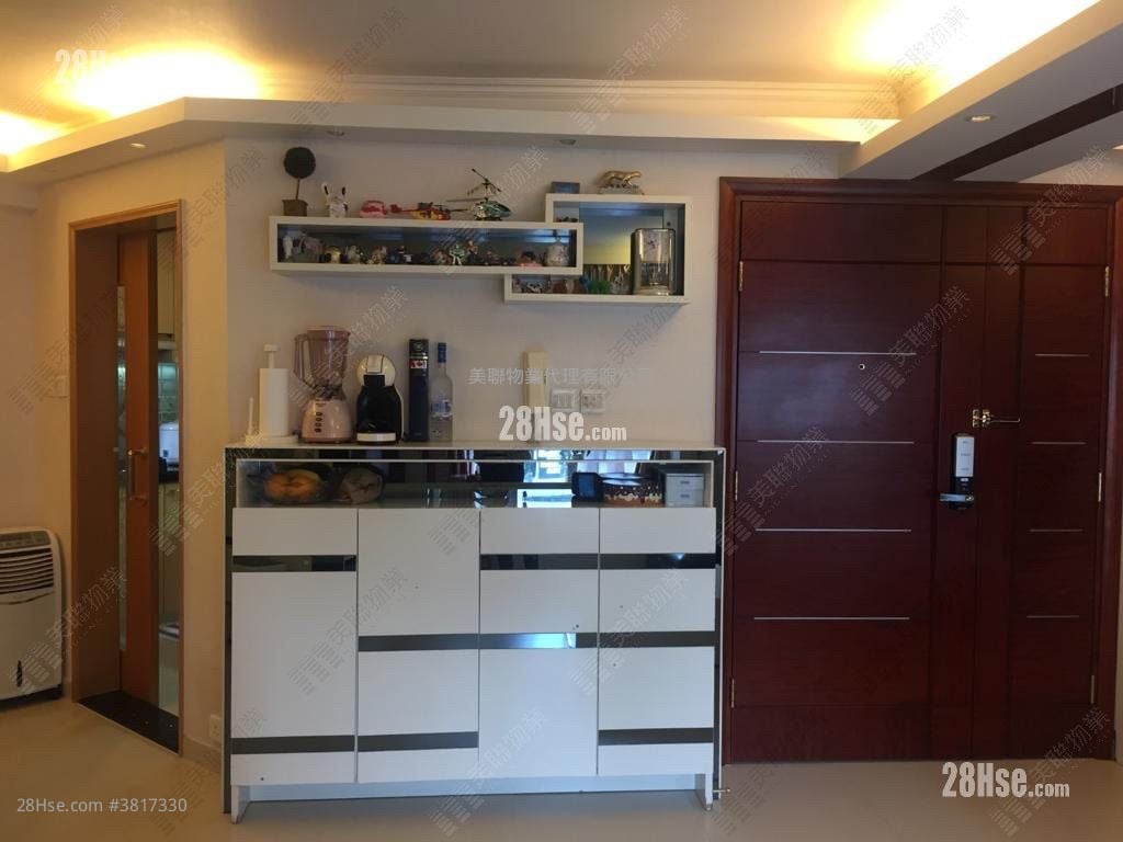 丽港城 售盘 5+ 房 687 平方尺