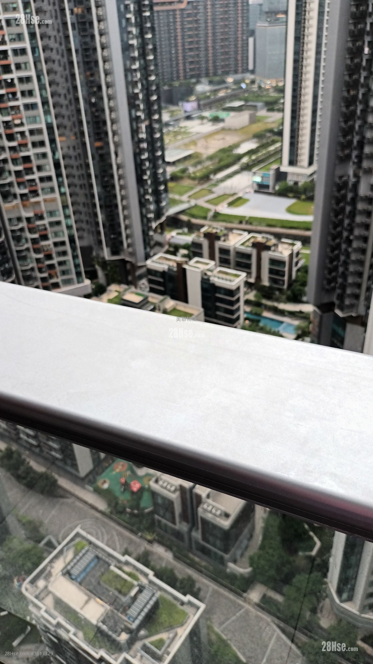 The Henley 租盤 1 房 , 1 浴室 381 平方呎