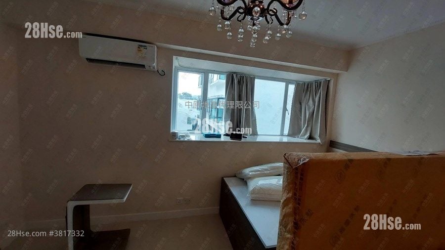 Ville De Jardin Sell 4 Bedrooms 1,742 ft²