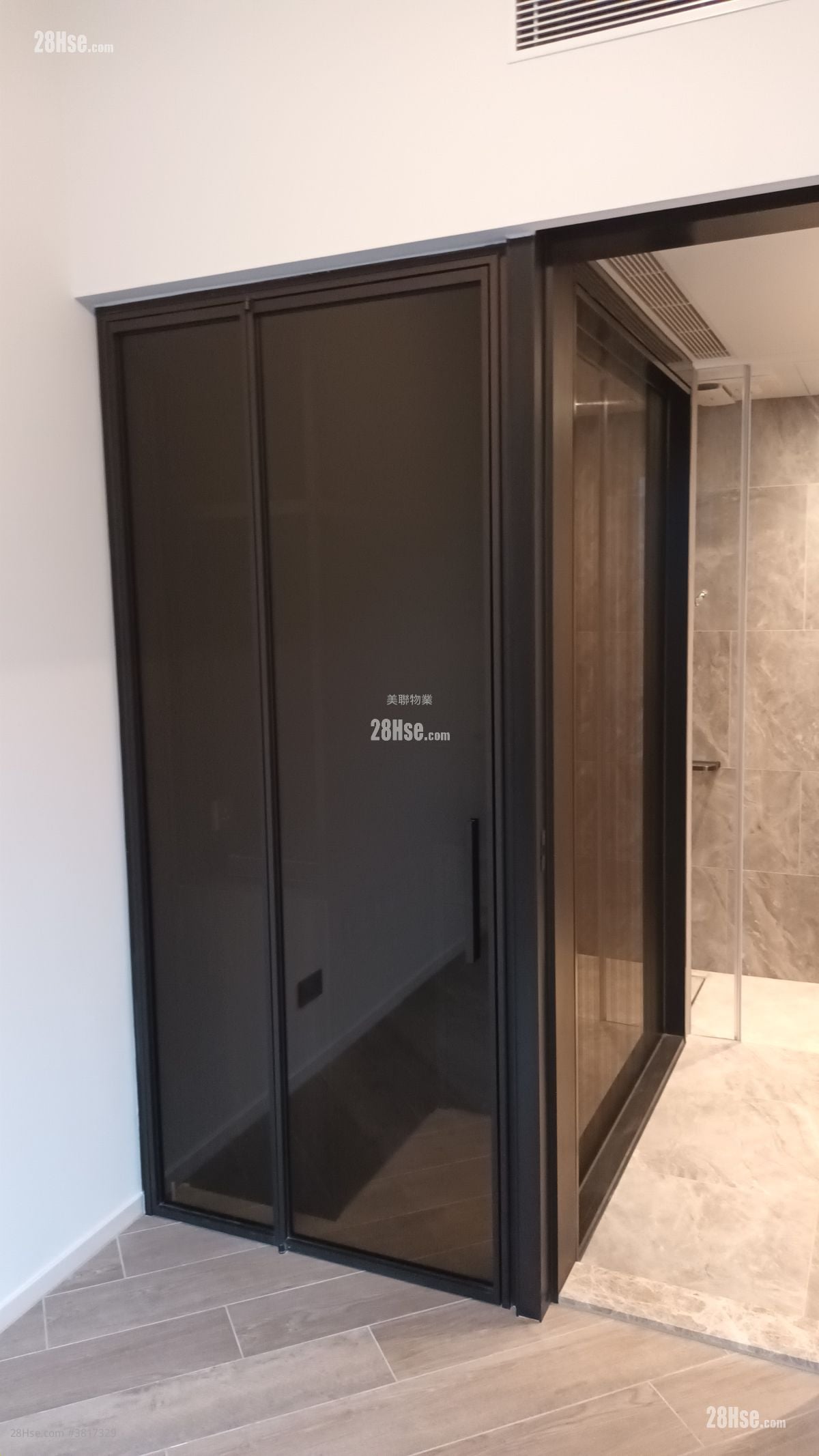 The Henley 租盤 1 房 , 1 浴室 381 平方呎