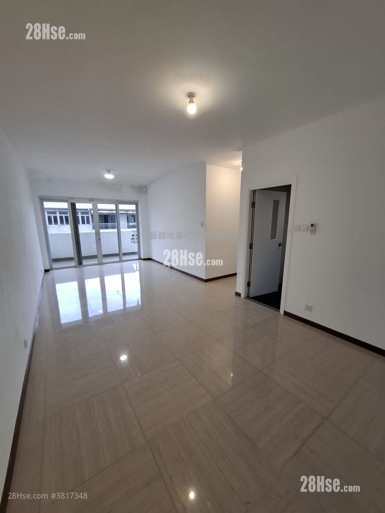 海華大廈 租盤 3 房 , 2 浴室 1,204 平方呎