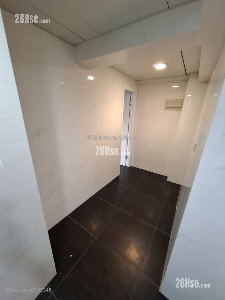 海華大廈 租盤 3 房 , 2 浴室 1,204 平方呎