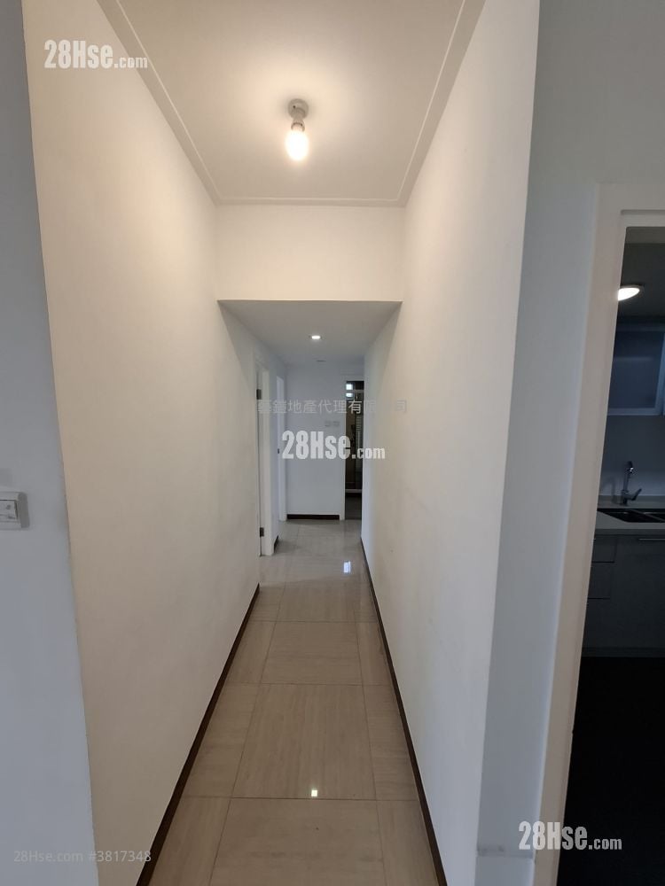 海華大廈 租盤 3 房 , 2 浴室 1,204 平方呎