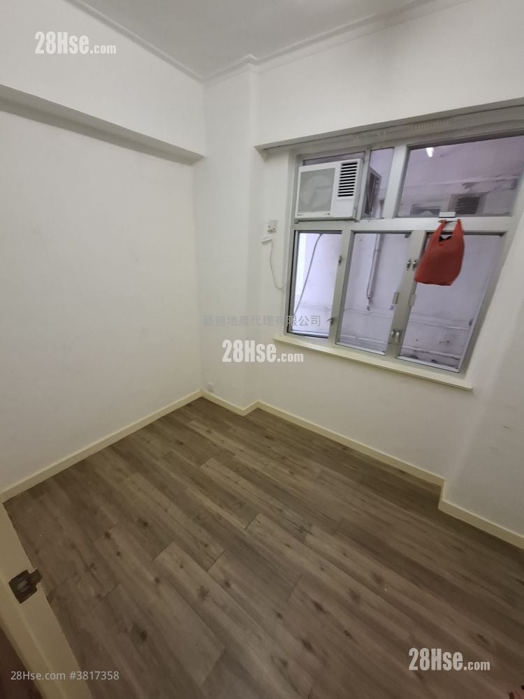 京士顿大厦 租盘 3 房 , 1 浴室 739 平方尺