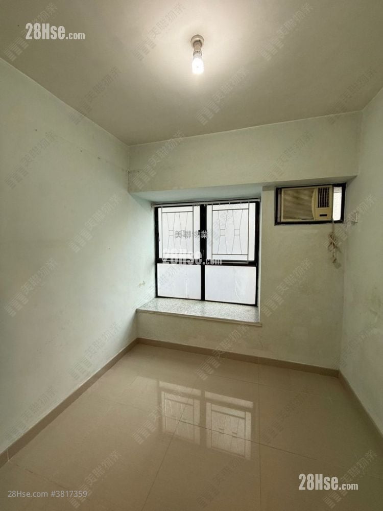 Alpine Garden Sell 3 Bedrooms 720 ft²