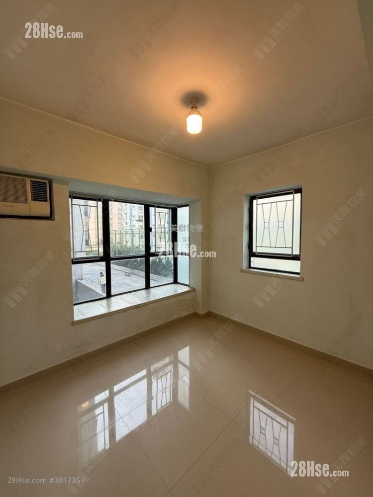 Alpine Garden Sell 3 Bedrooms 720 ft²