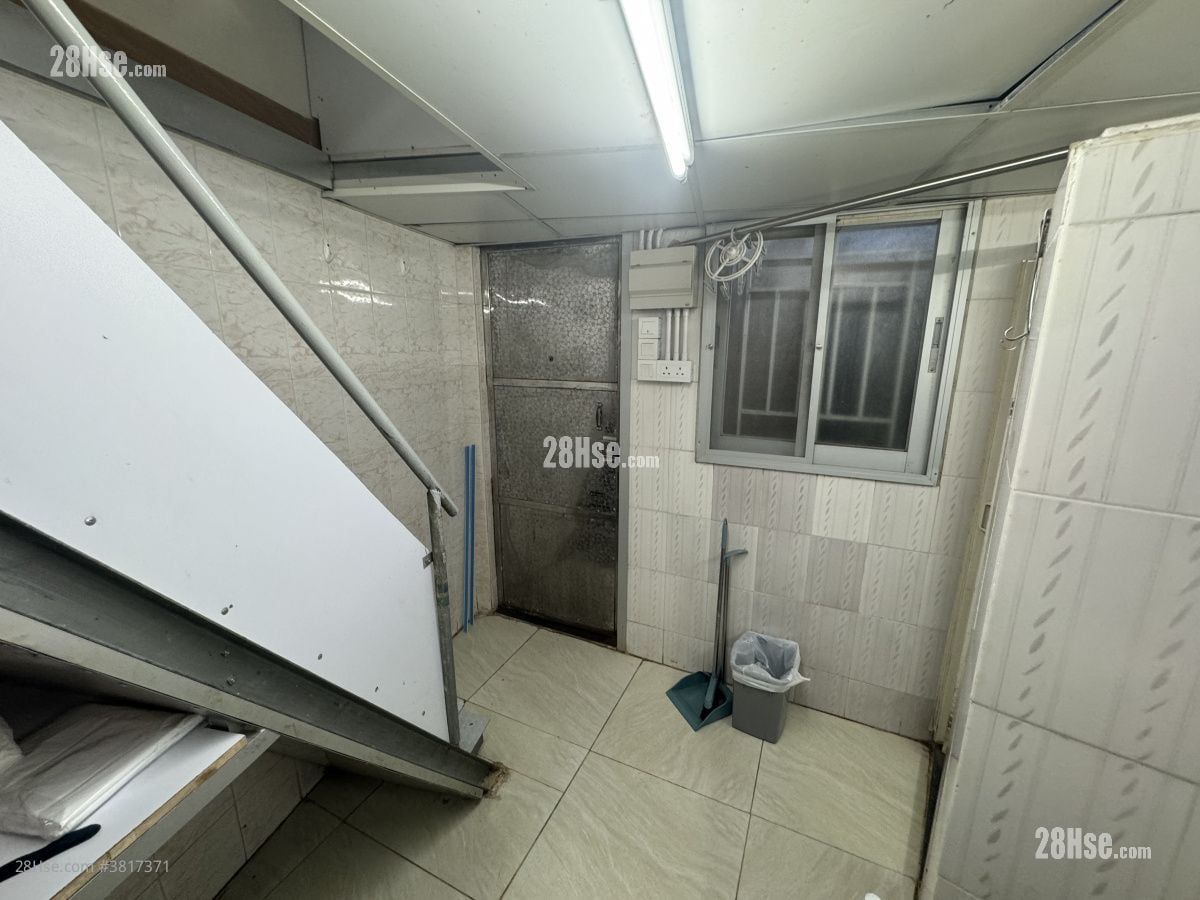 老围村 租盘 1 房 , 1 浴室 100 平方尺