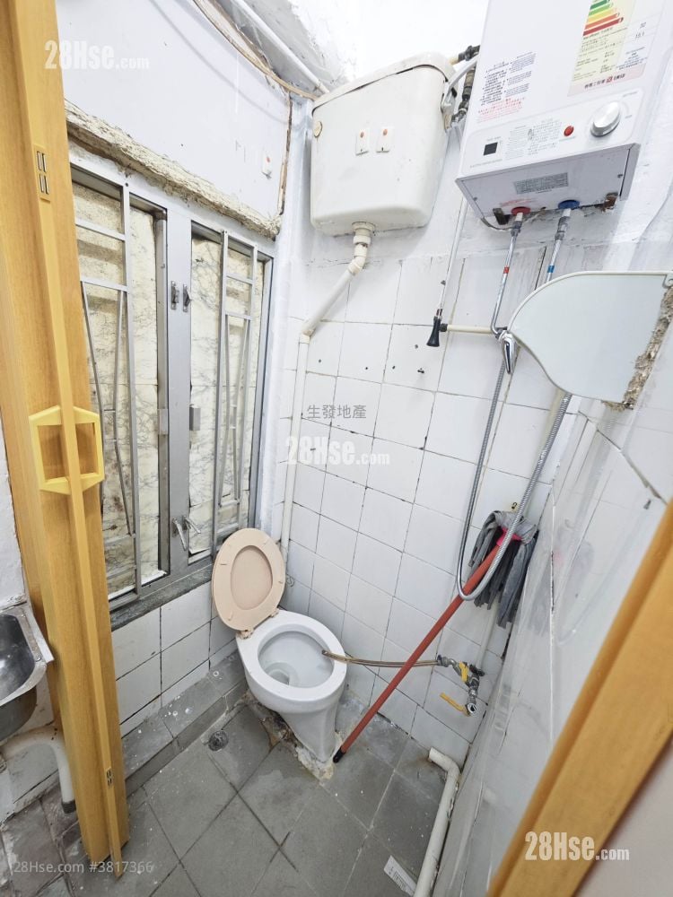 衍庆大厦 租盘 1 房 , 1 浴室 165 平方尺