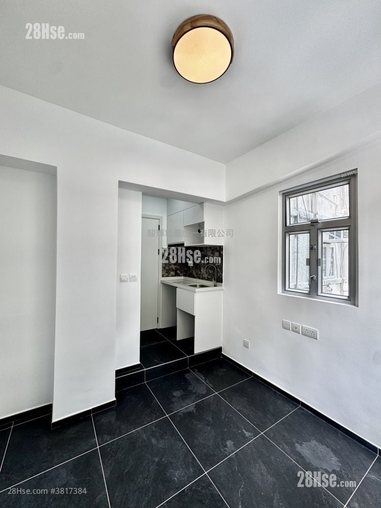 龍飛大廈 租盤 開放式間隔 , 1 浴室 160 平方呎