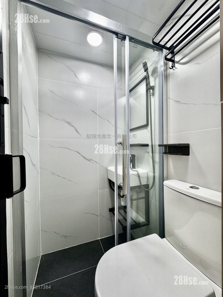 龍飛大廈 租盤 開放式間隔 , 1 浴室 160 平方呎