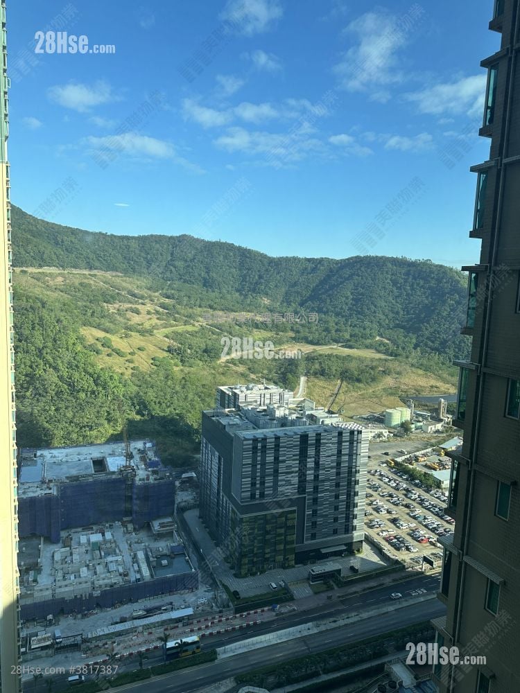 领峰 售盘 3 房 , 2 浴室 730 平方尺