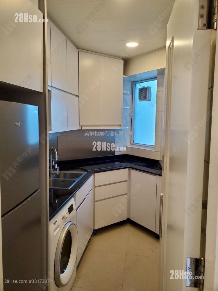 领峰 售盘 3 房 , 2 浴室 730 平方尺