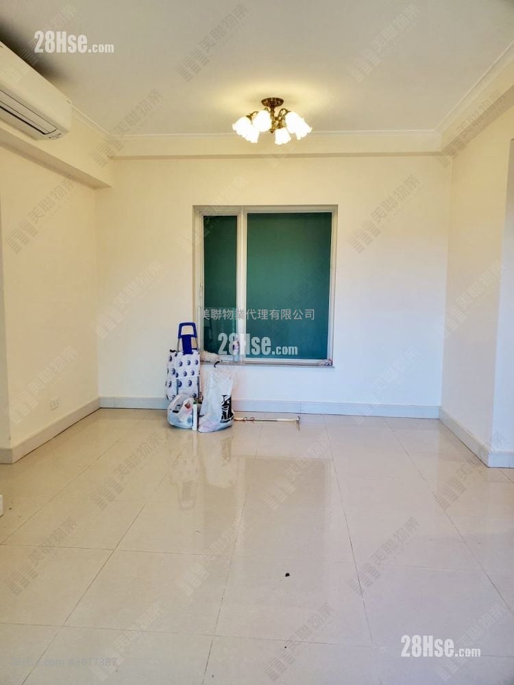 领峰 售盘 3 房 , 2 浴室 730 平方尺