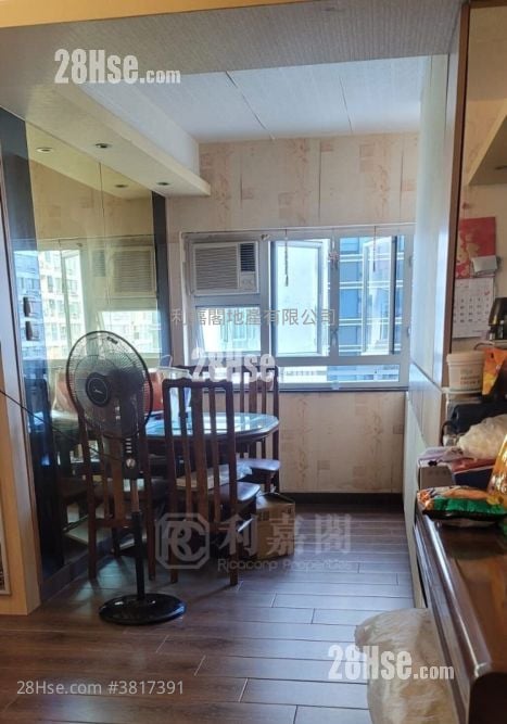 惠安苑 售盤 3 房 , 1 浴室 894 平方呎