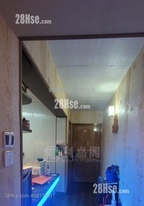 惠安苑 售盤 3 房 , 1 浴室 894 平方呎