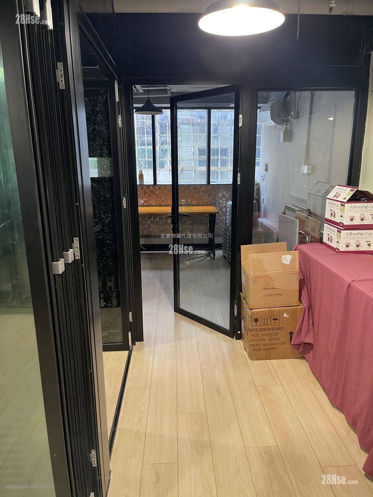 銅鑼灣中心 租盤 3 房