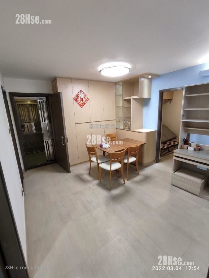 冠暉苑 售盤 2 房 , 1 浴室 533 平方呎