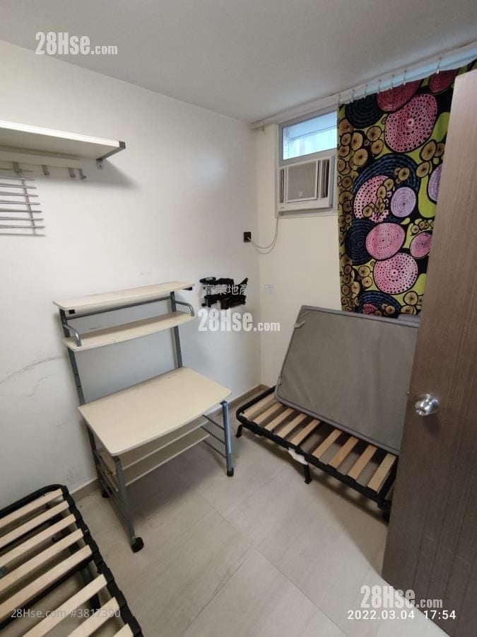 冠暉苑 售盤 2 房 , 1 浴室 533 平方呎