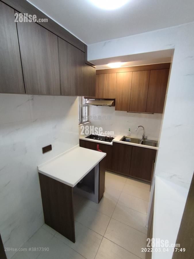 冠暉苑 售盤 2 房 , 1 浴室 533 平方呎