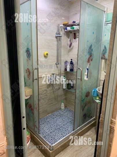 Serenity Park Sell 4 Bedrooms , 2 Bathrooms 997 ft²