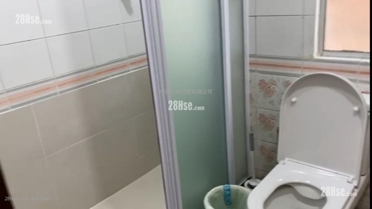 太湖花园 租盘 2 房 , 1 浴室 355 平方尺