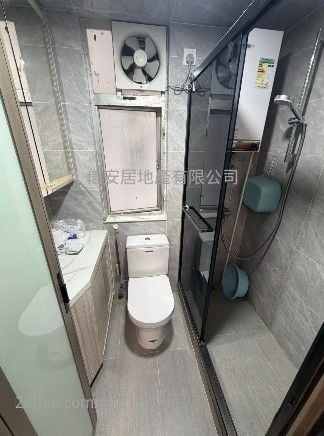 Tuen Mun Fa Yuen Rental 2 Bedrooms , 1 Bathroom 334 ft²