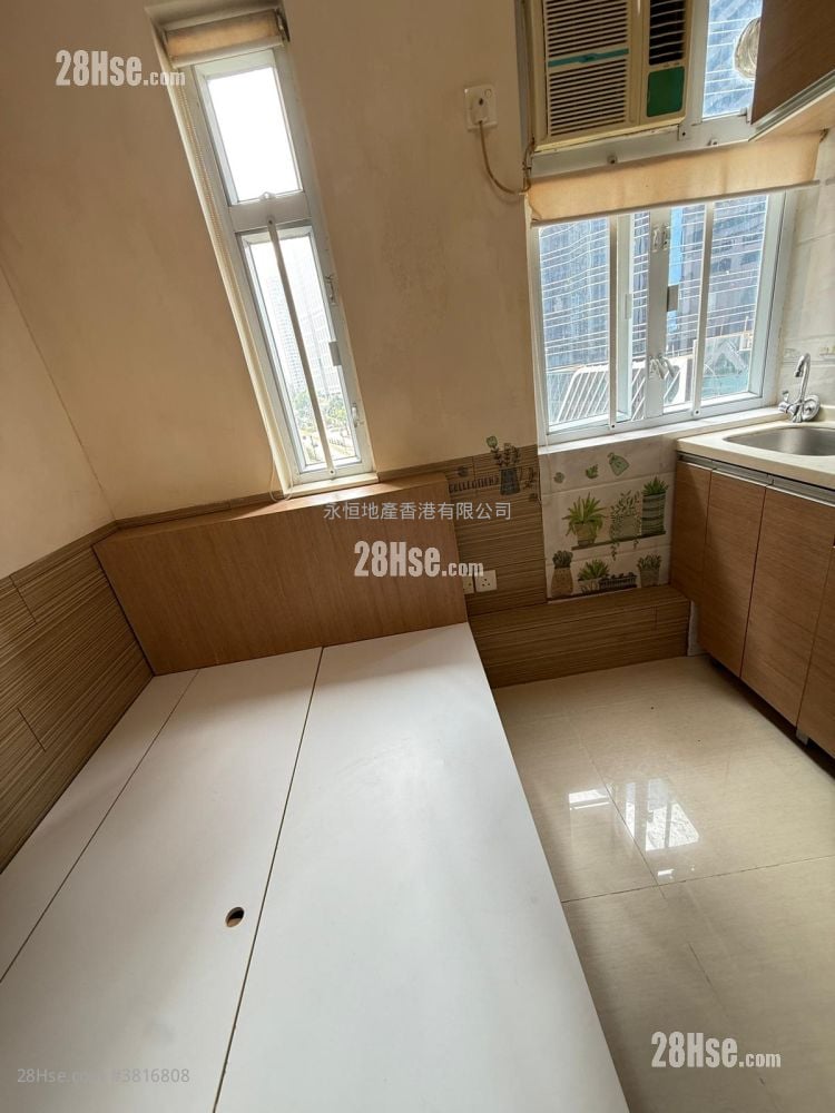 单幢楼房 租盘 1 浴室 120 平方尺