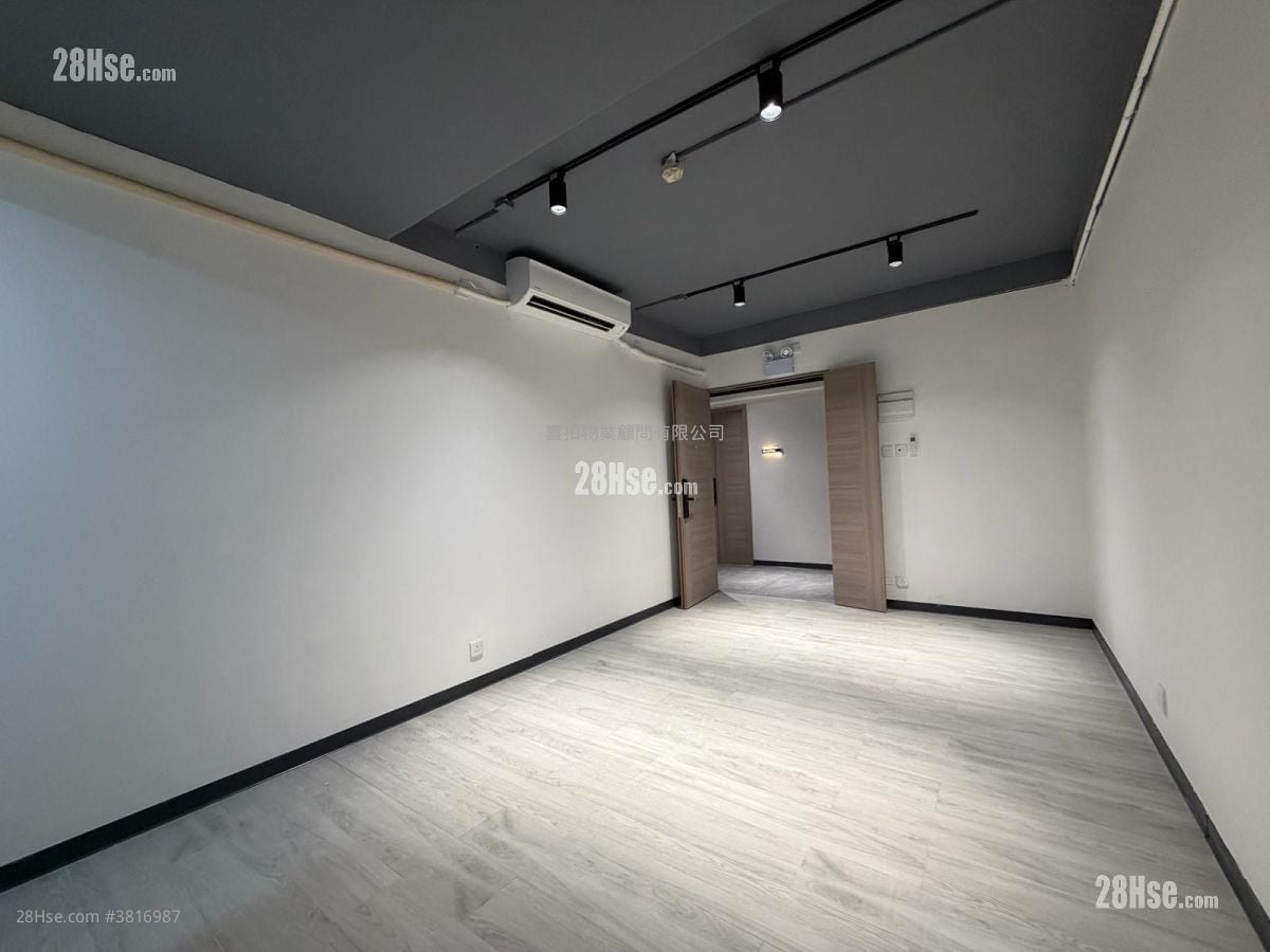 工商大廈 租盤 開放式間隔 , 1 廁所 200 平方呎