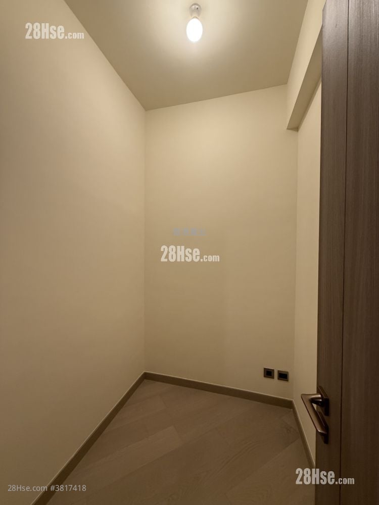 Pano Harbour Rental 4 Bedrooms , 2 Bathrooms 784 ft²