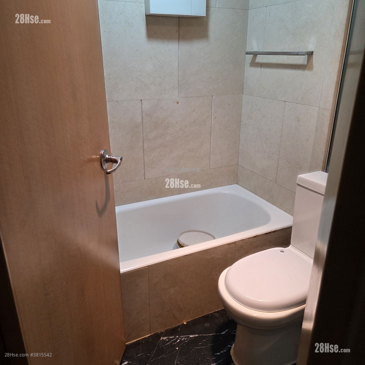 御太子 租盘 2 房 , 1 浴室 409 平方尺