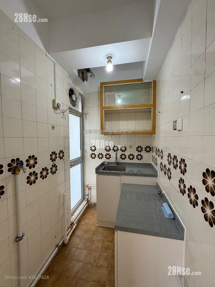 荃德花园 售盘 2 房 , 1 浴室 287 平方尺