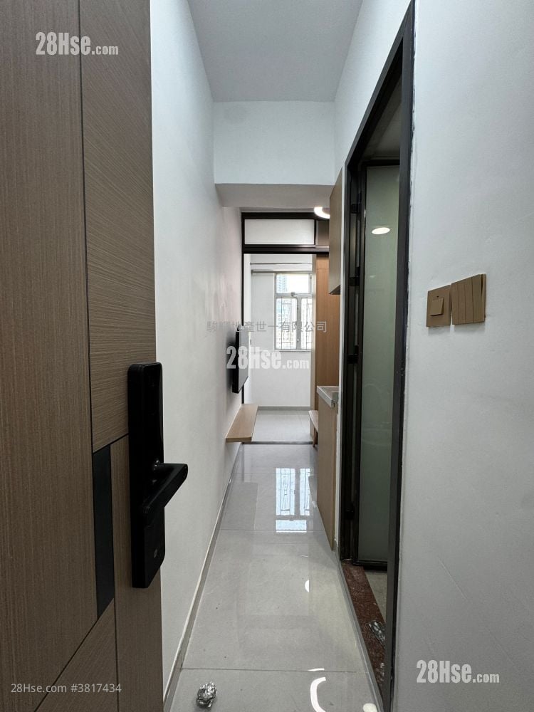 Lee Wah Building Rental Studio 160 ft²
