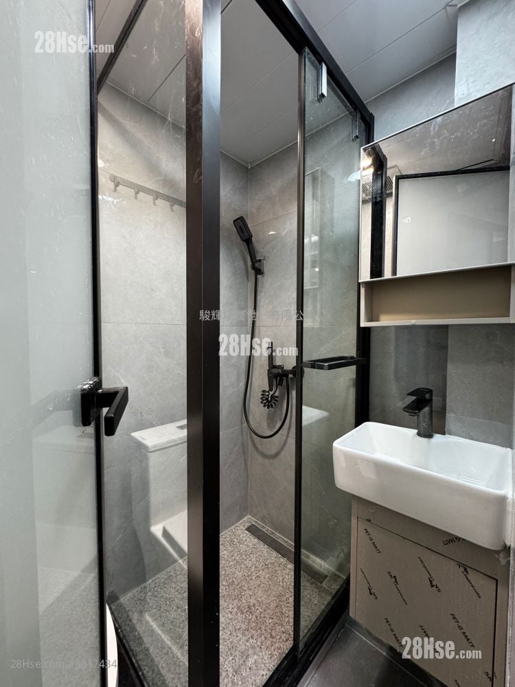 Lee Wah Building Rental Studio 160 ft²