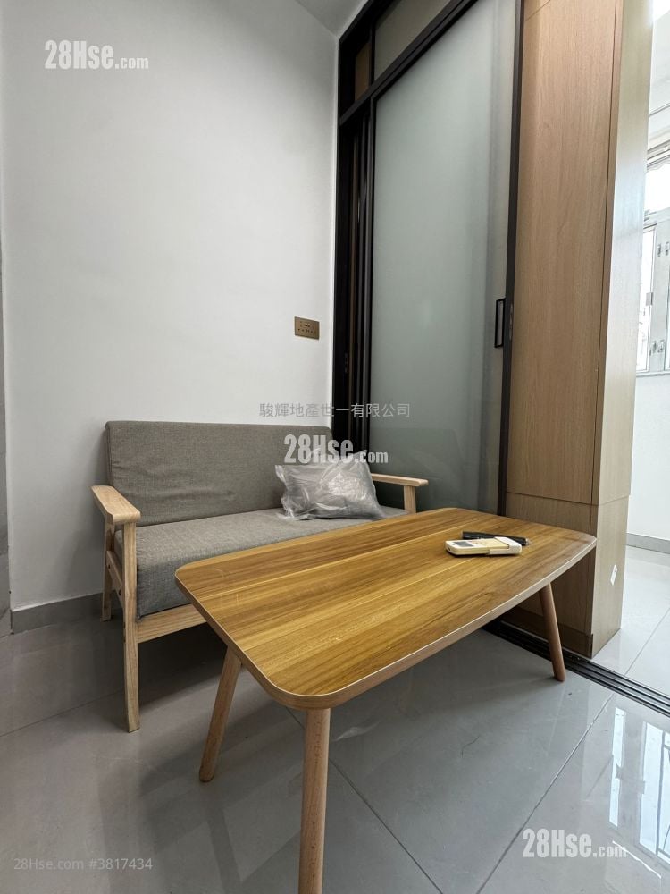 Lee Wah Building Rental Studio 160 ft²