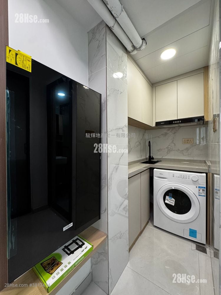 Lee Wah Building Rental Studio 160 ft²